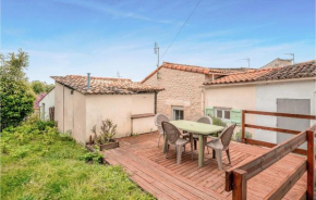 Lovely Home In Mortagne-Sur-Gironde With Wifi